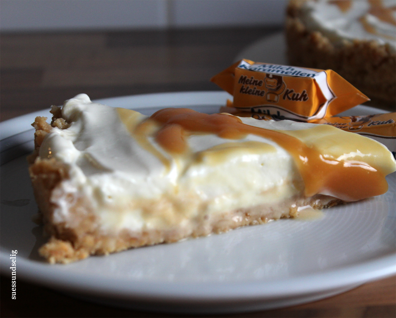 Karamelltorte mit Erdnuss-Cookies - zum Dahinschmelzen! | suessundselig
