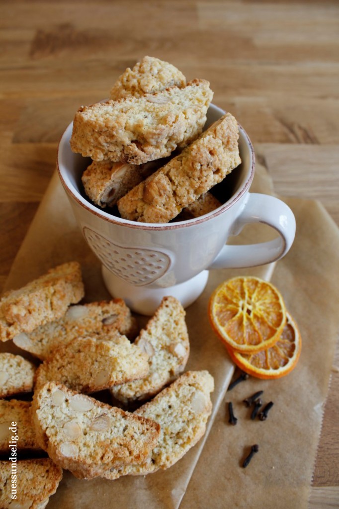 Weihnachts-Cantuccini